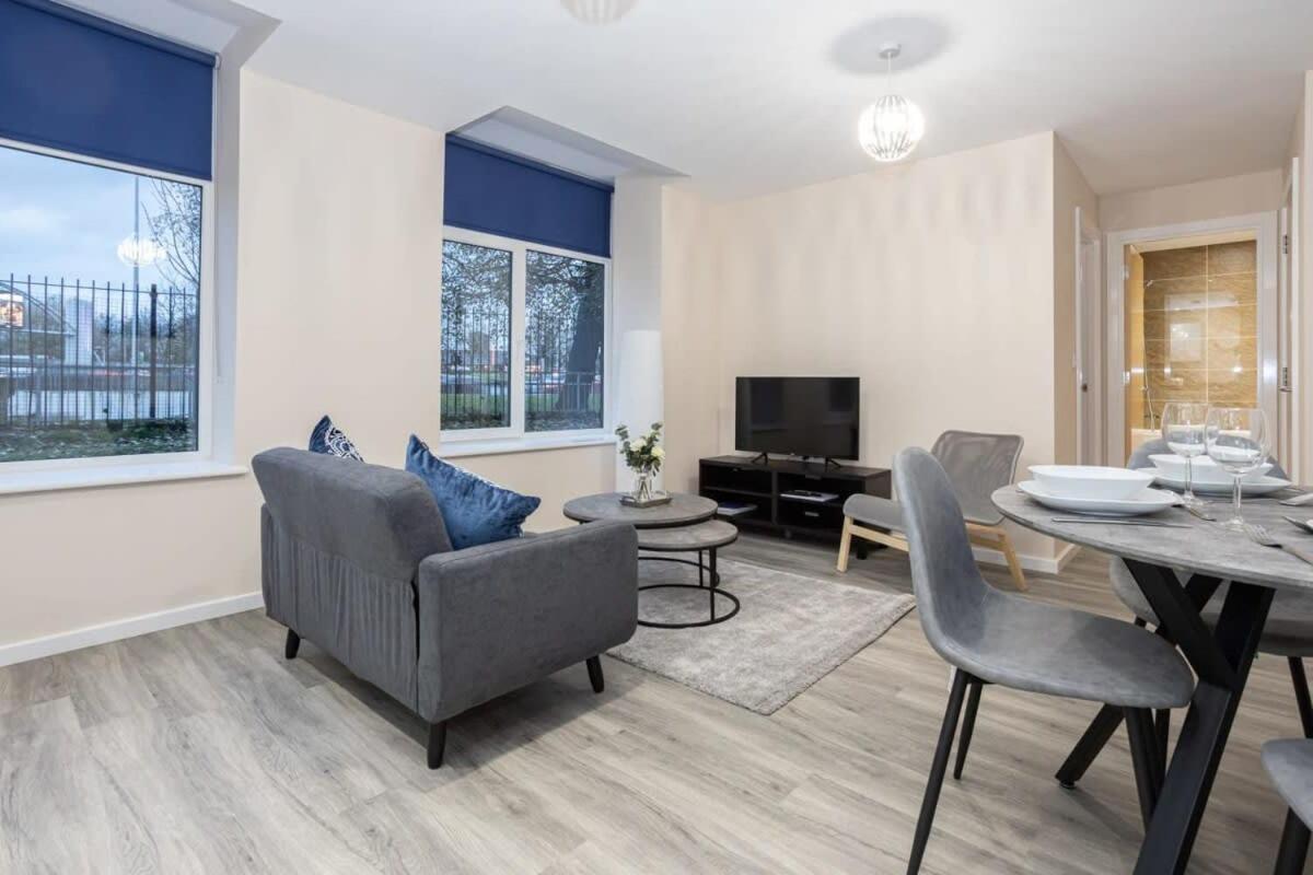 Lovely 1 Bedroom Apartment In マンチェスター エクステリア 写真